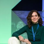 La presidenta de la Comunidad de Madrid, Isabel Díaz Ayuso, durante el 16 Congreso Autonómico del PP andaluz que ha comenzado hoy viernes en Granada