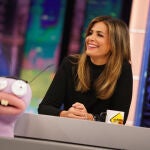 Nuria Roca con vestido de punto en 'El Hormiguero'.