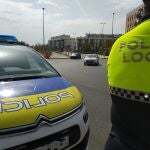Imagen de un agente de la Policía Local de Mairena del Aljarafe. MAIRENA DEL ALJARAFE
