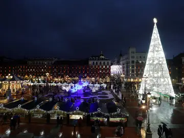 Valladolid enciende las luces de Navidad Valladolid enciende las luces de Navidad