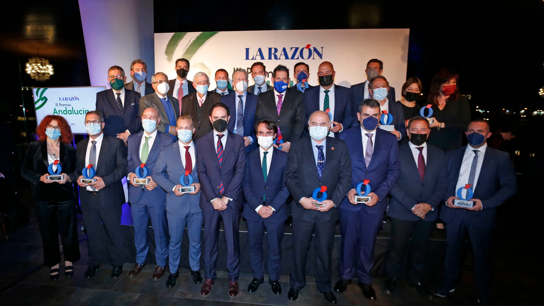 Foto de familia de los III Premios Andalucía