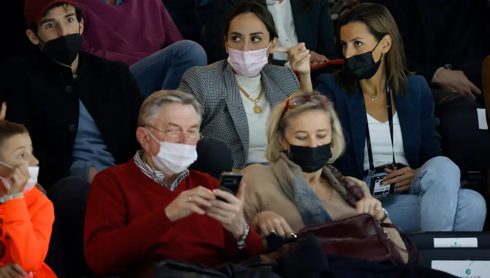 Iñigo Onieva, Tamara Falco, Ana Boyer durante la Copa Davis 2021