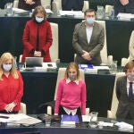 Minuto de silencio por la muerte de Almudena Grandes, en la mañana de hoy, en el Palacio de Cibeles