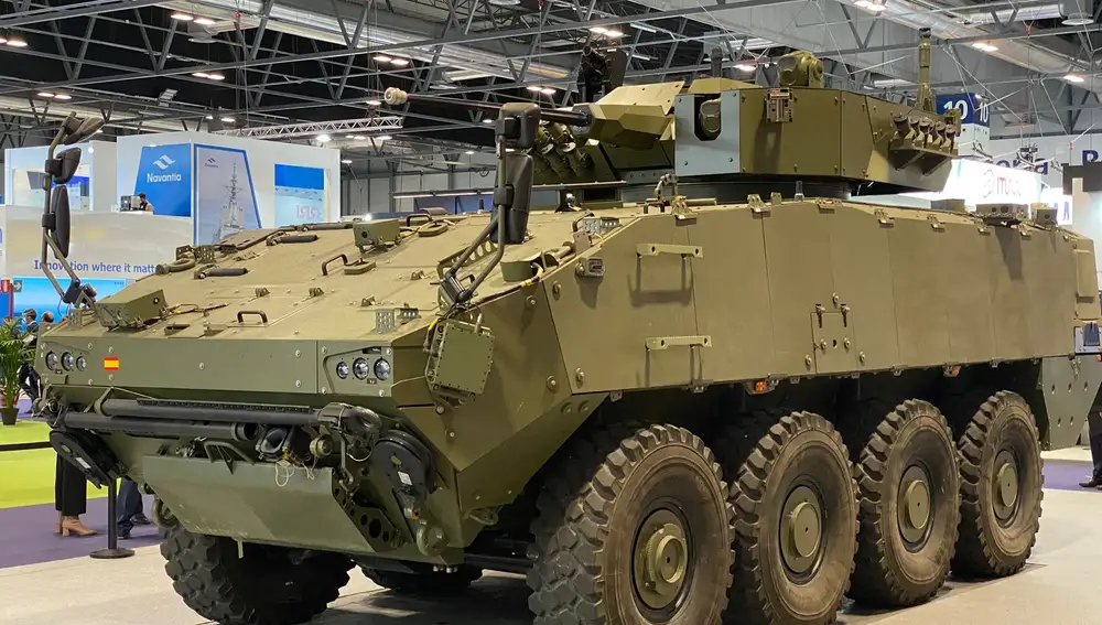 Indra ha integrado en el 8x8 Dragon su sistema, el primero de nueva generación producido en serie en Europa