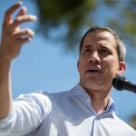 Juan Guaidó ratificado como presidente interino hasta finales de 2022