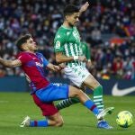 Marc Bartra con el Betis.