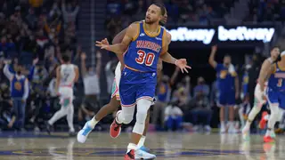 Stephen Curry, después de anotar un triple ante los Spurs Stephen Curry, después de anotar un triple ante los Spurs