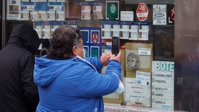 La opción de cobro por Bizum solo es válida para mayores de edad