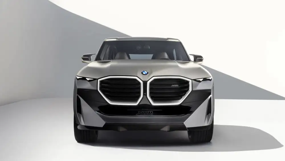 BMW XM