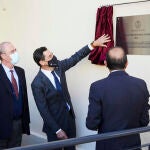 El presidente de la Junta de Andalucía, Juanma Moreno, en la Universidad de Sevilla