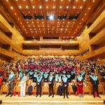 Más de 400 estudiantes se han graduado en el acto celebrado en el Miguel Delibes de Valladolid