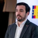 El ministro de Consumo, Alberto Garzón, inaugura el seminario ‘Publicidad de alimentos dirigida a menores en España’, en el Hotel NH Príncipe de Vergara, a 13 de diciembre de 2021, en Madrid, (España). Durante la jornada han abordado las distintas cuestiones relacionadas con los anuncios y publicidad dirigida a los menores y jóvenes en materia de alimentación. Una cuestión controlada por el CÓDIGO PAOS, un código de corregulación que permite reducir la presión de venta sobre población infantil y mejorar la calidad y contenido de todo tipo de anuncios de alimentos y bebidas dirigidos a menores.13 DICIEMBRE 2021;GARZÓN;CONSUMO;PUBLICIDAD;MENORESA.Pérez / Europa Press13/12/2021