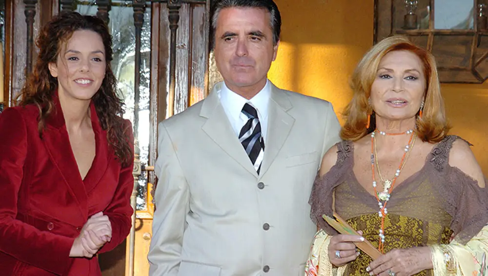 Rocío Carrasco, Ortega Cano y Rocío Jurado