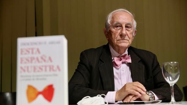 Presentación del libro “Esta España nuestra” de Inocencio Arias