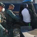 La Guardia Civil realizó en 2021 un total de 160 operaciones contra el blanqueo de capitales procedentes del narcotráfico en la comarca gaditana del Campo de Gibraltar y sus zonas de influencia. EFE/Guardia Civil