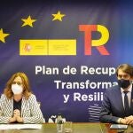 La delegada del Gobierno en Castilla y León, Virginia Barcones, y el consejero de Fomento y Medio Ambiente de la Junta, Juan Carlos Suárez-Quiñones, informan sobre la reunión de coordinación de la campaña de vialidad invernal 2021-2022 entre ambas administraciones