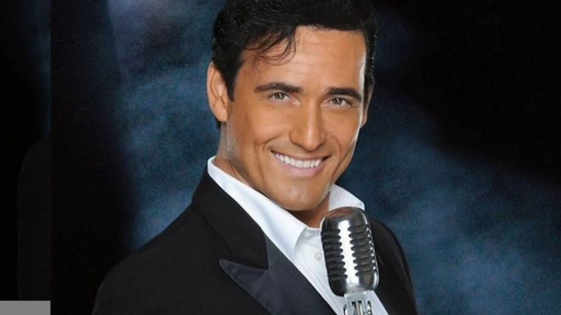 Carlos Marín, miembro del cuarteto lírico Il Divo, está hospitalizado