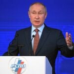 El presidente ruso, Vladimir Putin, ha exigido que Occidente debe proporcionar al país “garantías legales” para la seguridad del país, así como “quitar las manos” de la región ucraniana