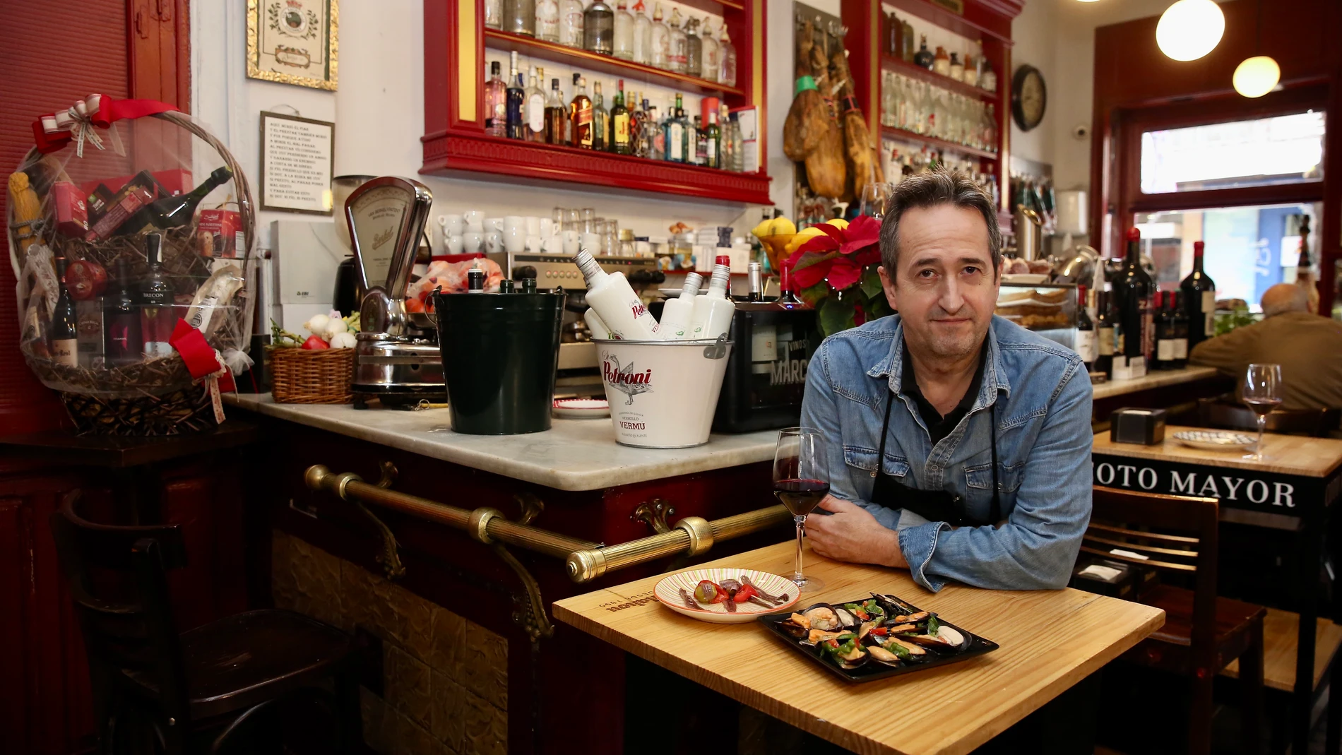 Andrés en su taberna El Greco