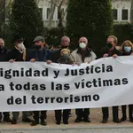 Concentración de víctimas hoy a las puertas de la Audiencia Nacional exigiendo justicia