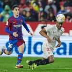 Fernando Reges con el Sevilla. (AFP)