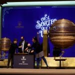 Vista del sorteo de la Lotería de Navidad celebrado en el Teatro Real de Madrid este miércoles. EFE/ Juan Carlos Hidalgo