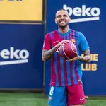 Dani Alves, en la presentación de su regreso al Barcelona