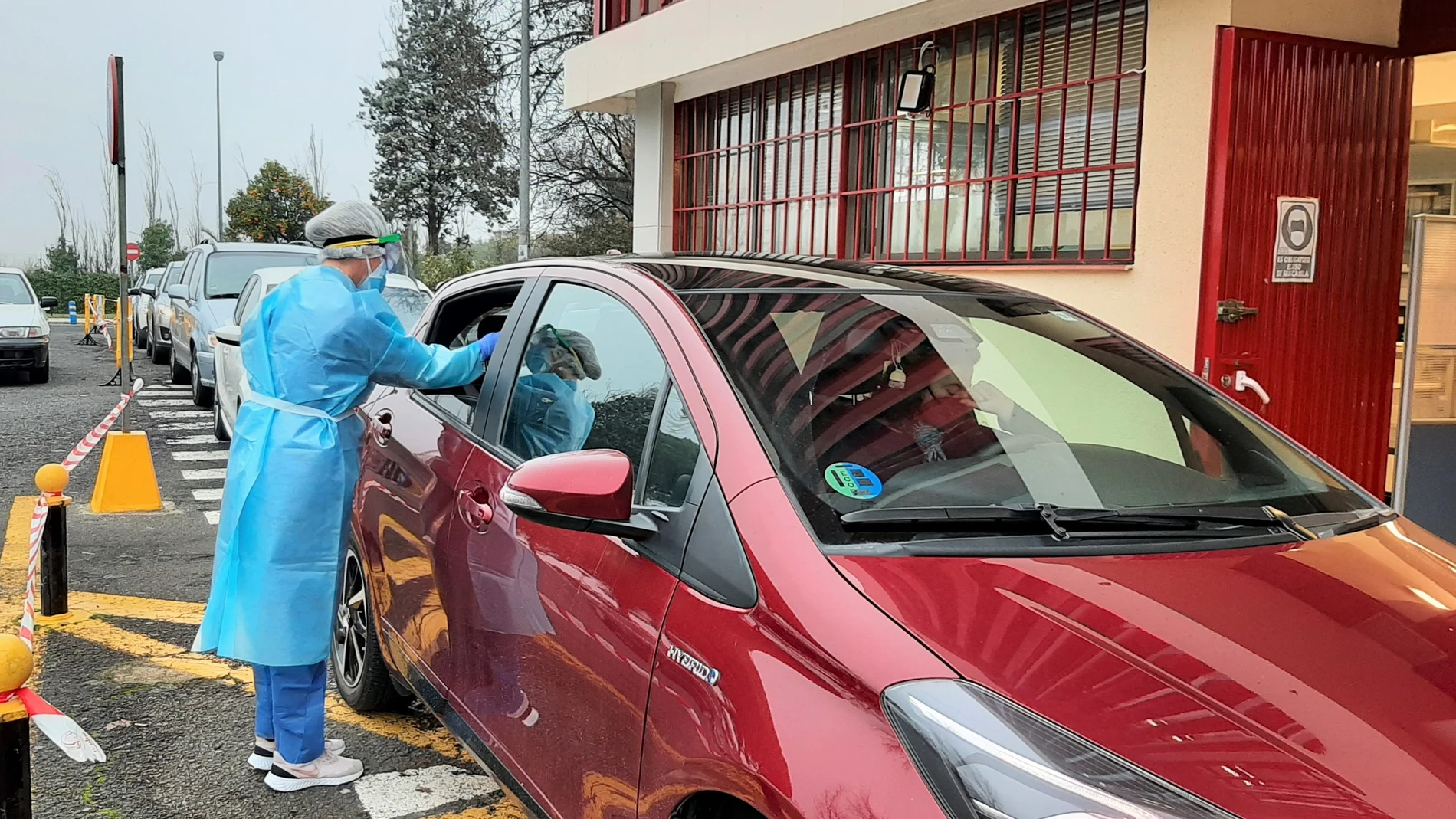 Punto autoCovid en el hospital Infanta Elena