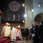 Miembros de la iglesia en la despedida de Desmond Tutu