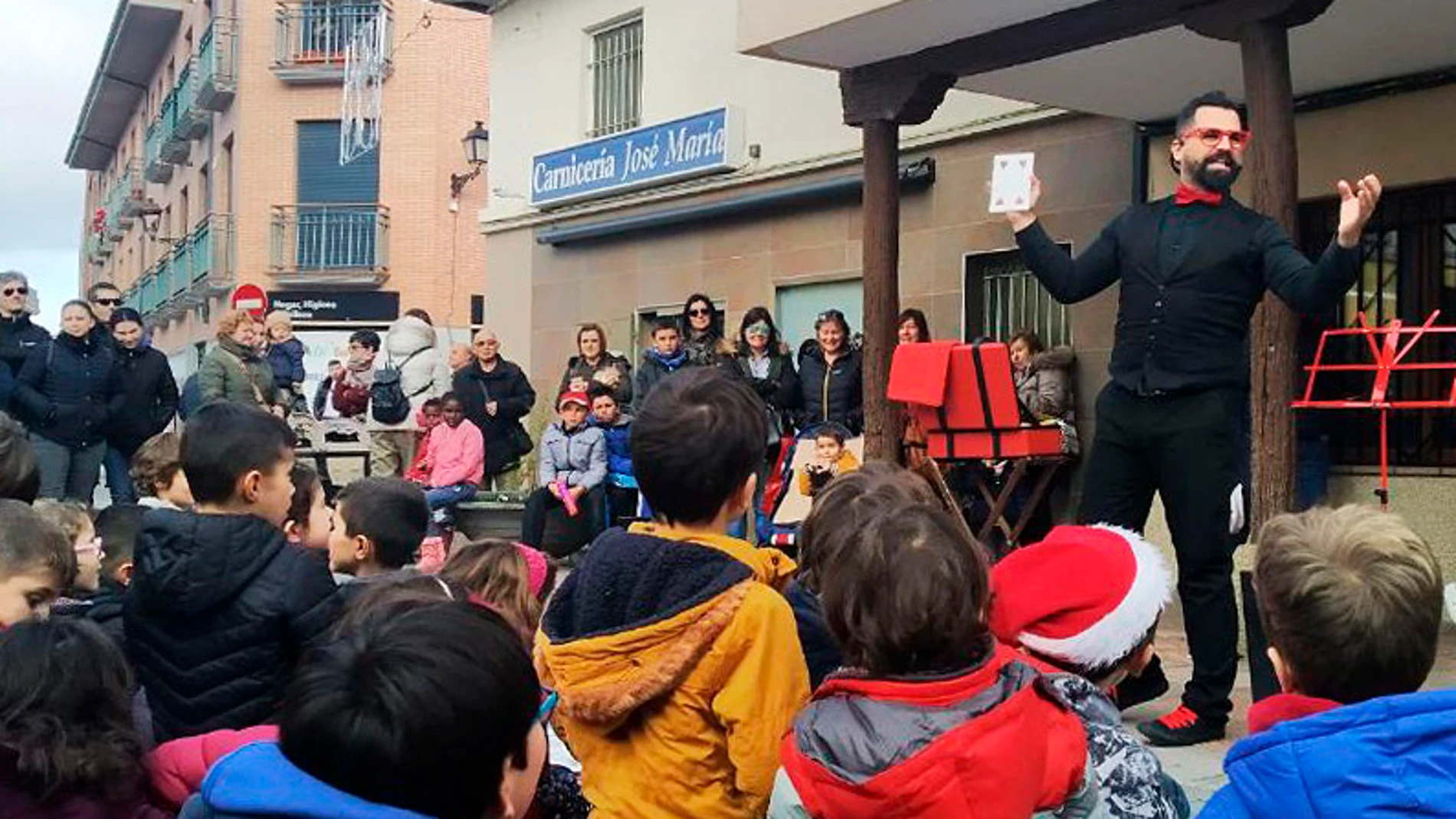 Espectáculo del Festival Internacional Vive la Magia