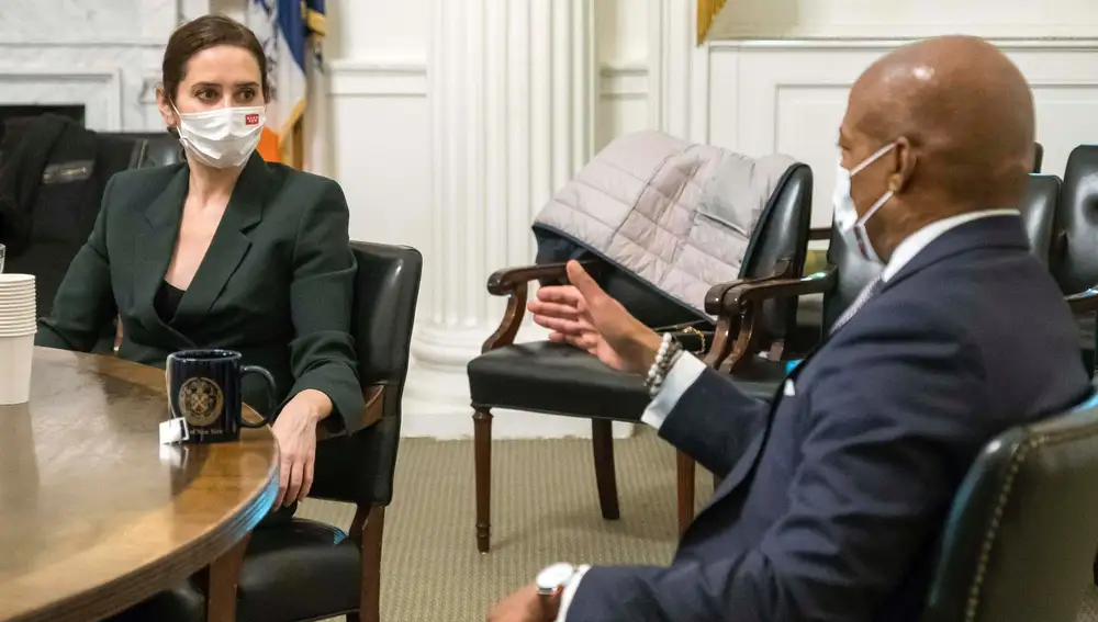 Isabel Díaz Ayuso, durante su reunión con el alcalde de Nueva York, Eric Adams