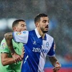 Joselu con el Alavés.