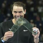 Nadal volvió a morder un trofeo: el ATP 250 de Melbourne