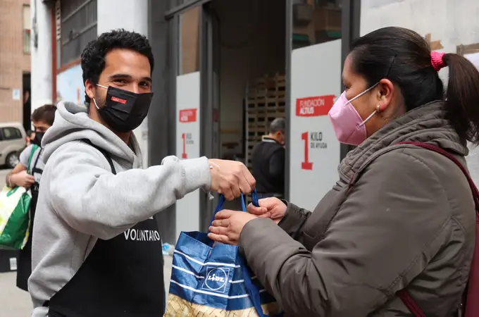 Nadie sin alimentos: “1 Kilo de Ayuda” Nadie sin alimentos: “1 Kilo de Ayuda”