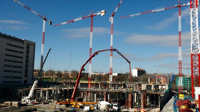 Obras del Hospital 12 de Octubre, a 13 de enero de 2022, en Madrid
