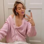 Laura Escanes, su perfil social