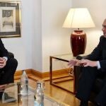 El presidente del PP, Pablo Casado, se ha reunido con el presidente de la Federación Nacional de Asociaciones de Trabajadores Autónomos, Lorenzo Amor