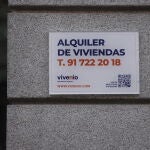 Anuncio de una compañía que alquila viviendas