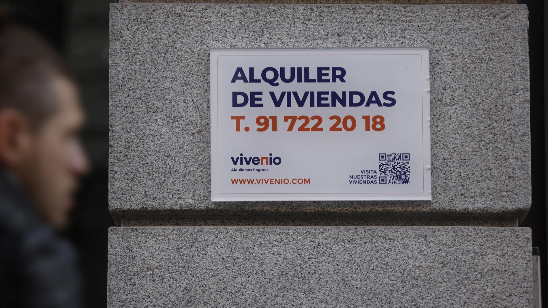 Anuncio de una compañía que alquila viviendas