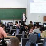 El Proyecto Edufinet de Unicaja enseña a más de 70 estudiantes de la UMA a operar con acciones e invertir en bolsa