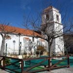 Una plaza de la localidad de Benitagla en Almería. EFE / Carlos Barba