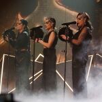 El grupo Tanxugueiras actúa durante la final del Benidorm Fest