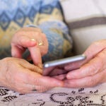 La aplicación mejora el autocuidado y la autonomía de las personas mayores