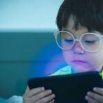 Salen a la venta las gafas que prometen curar la miopía