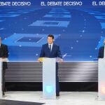 Imagen de los tres candidatos de Ciudadanos, PP y PSOE en el segundo debate electoral de Castilla y León.
