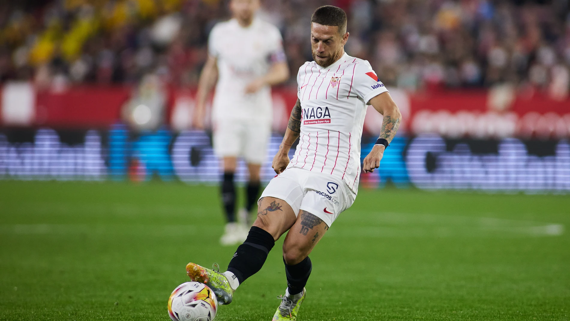 Papu Gómez con el Sevilla.