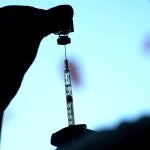 Una dosis de la vacuna de Pfizer