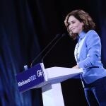 La presidenta de la Comunidad de Madrid Isabel Díaz Ayuso, hoy viernes en el mitin de cierre de la campaña del Partido Popular en Valladolid.- EFE/Nacho Gallego