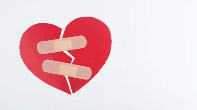 Como decía Antonio Machado: «A las palabras de amor/ les sienta bien su poquito/ de exageración»
