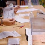 Miembros de la mesa de un colegio electoral